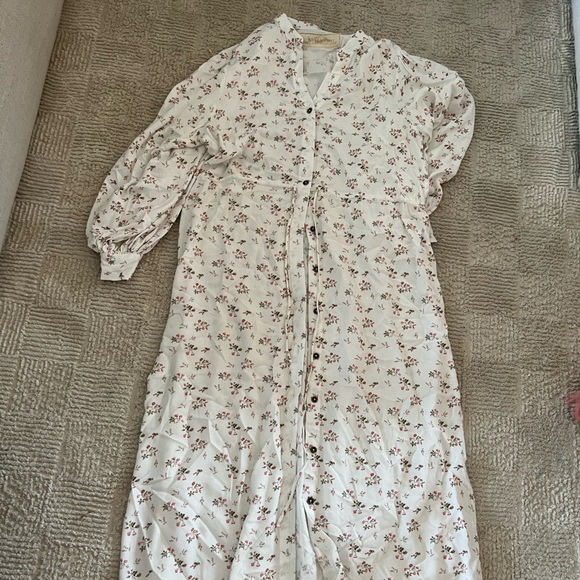 Jen's Pirate Booty Dresses & Skirts - Jen Pirate Booty White floral maxi dress long sleeve with buttons and tie